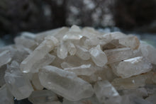 Load image into Gallery viewer, Natural Quartz Crystals (4 Crystals)