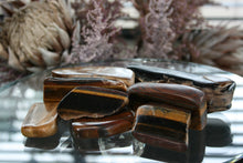 Load image into Gallery viewer, Polished Tigers-Eye Slices
