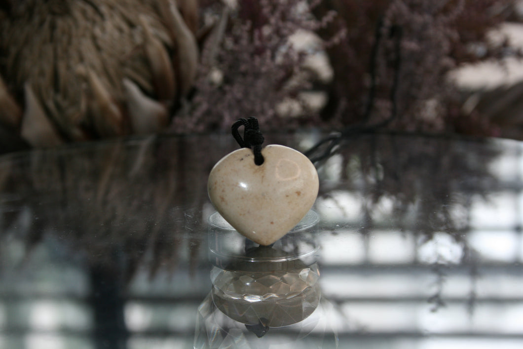 Polished Mixed Crystal Heart Necklaces