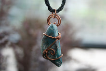 Load image into Gallery viewer, Shattukite Copper Wire-Wrapped Necklace
